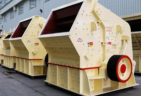 Standard impact crusher